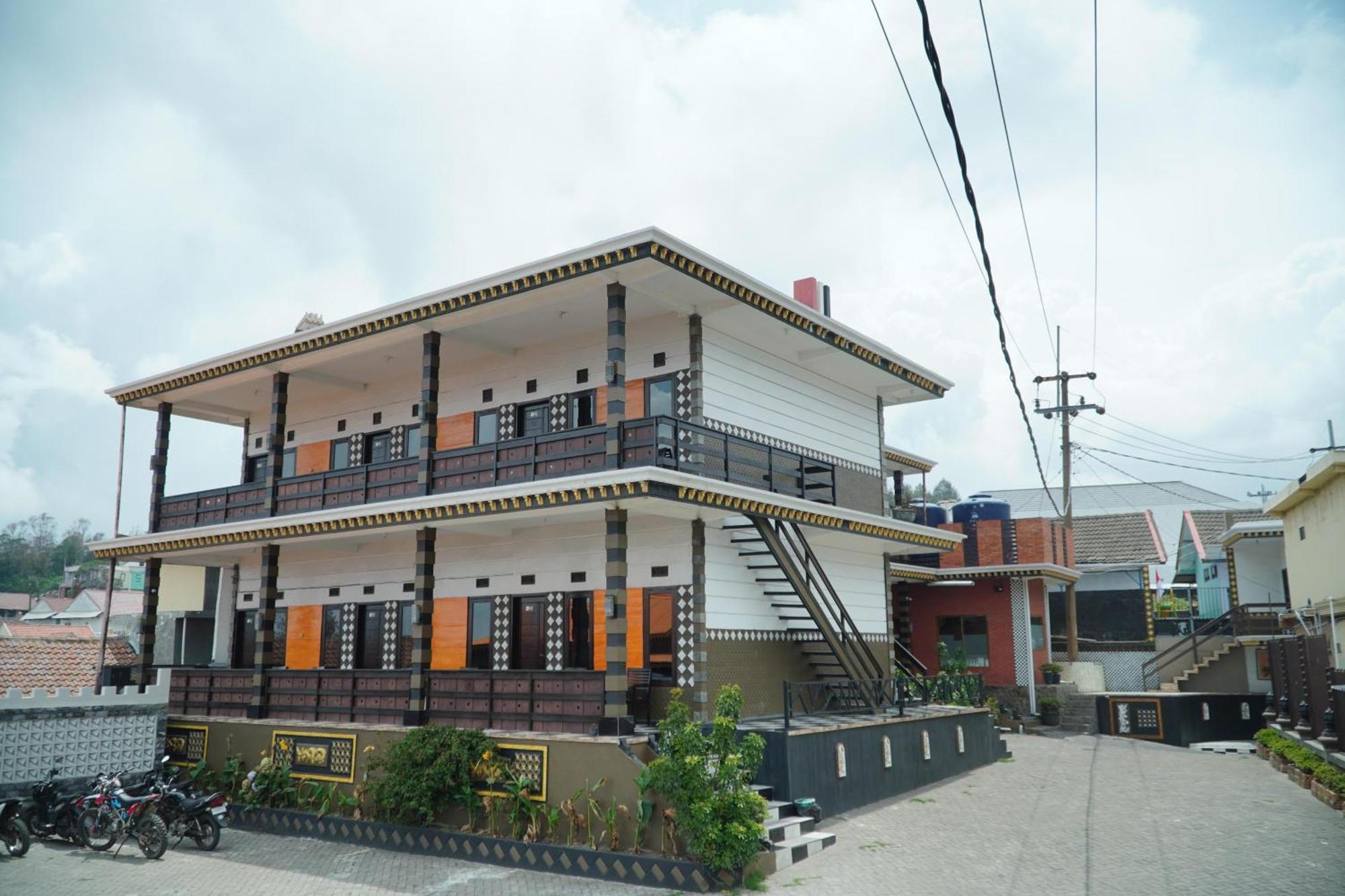 Parama Bromo Hotel Ngadisari Ngoại thất bức ảnh